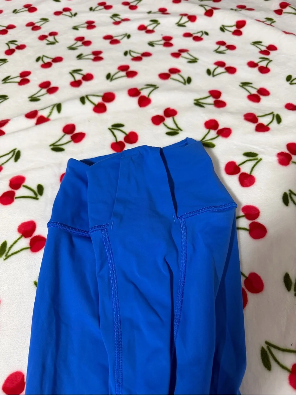 Lululemon Free to Speed Crops - Picture 4 of 5